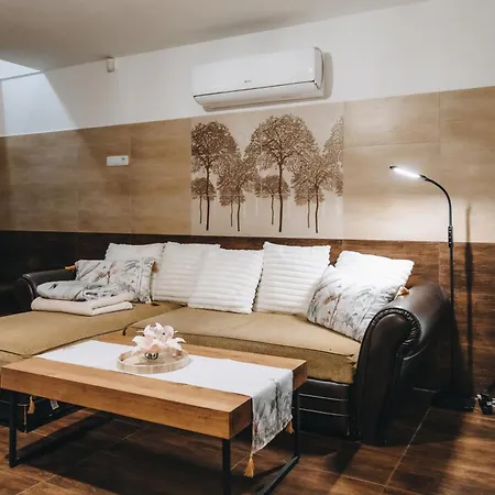 Zoeld Eden Apartament